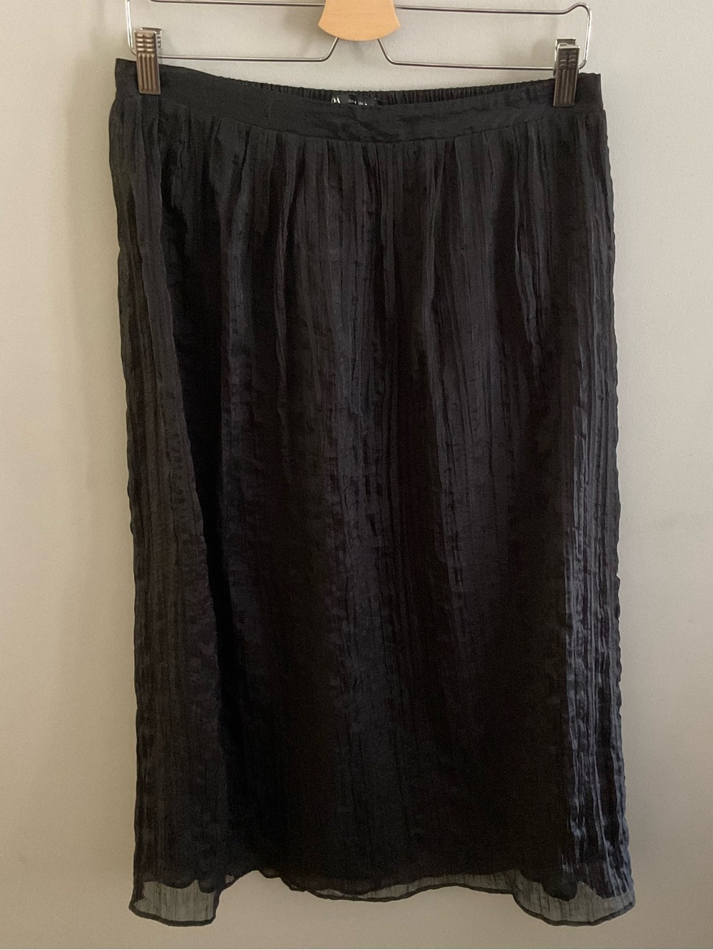 Zara shimmery Black Maxi Pleated Skirt